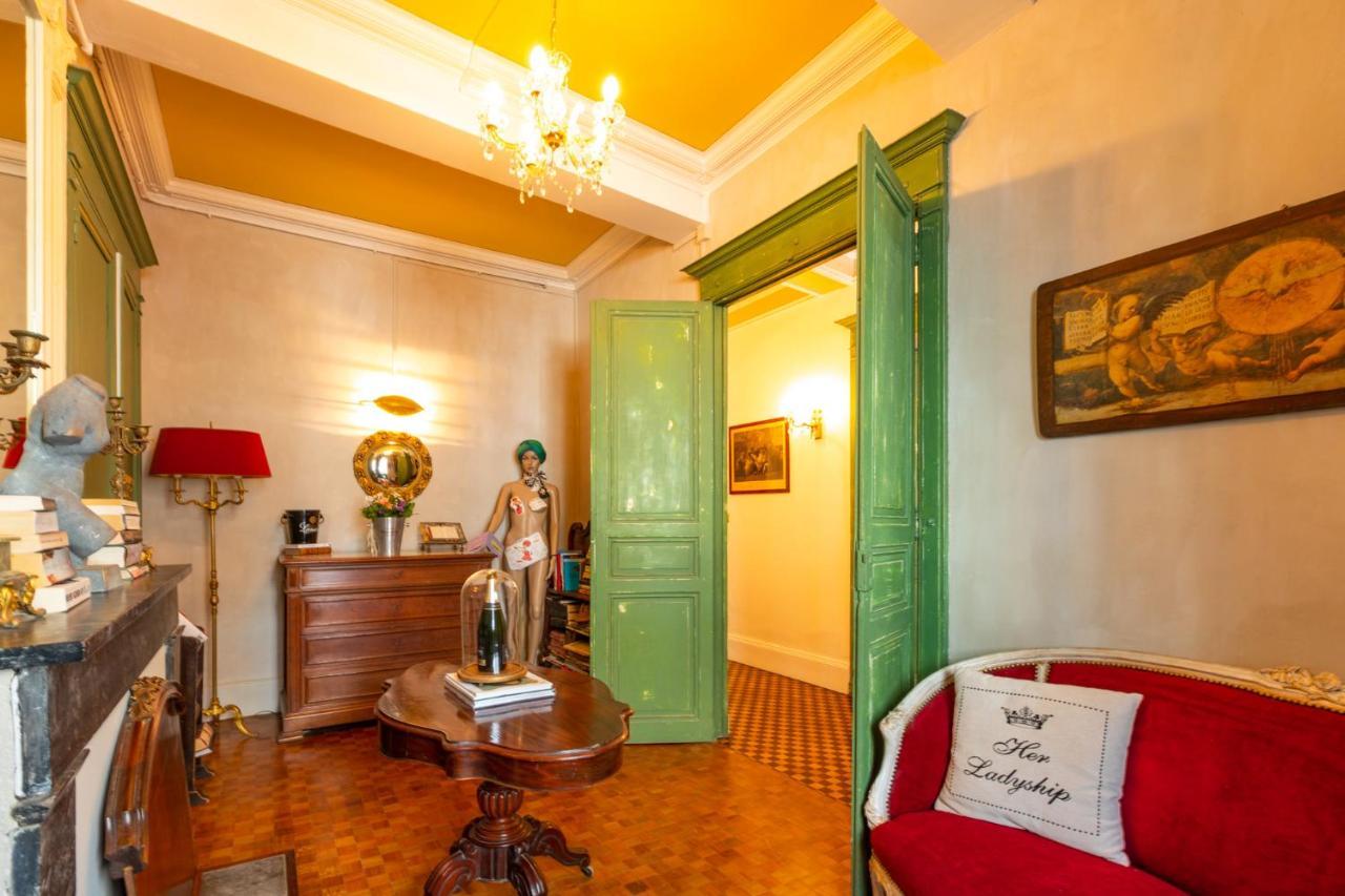 Champagne House - Elegance, Luxury And Charm Bed & Breakfast Condom Ngoại thất bức ảnh