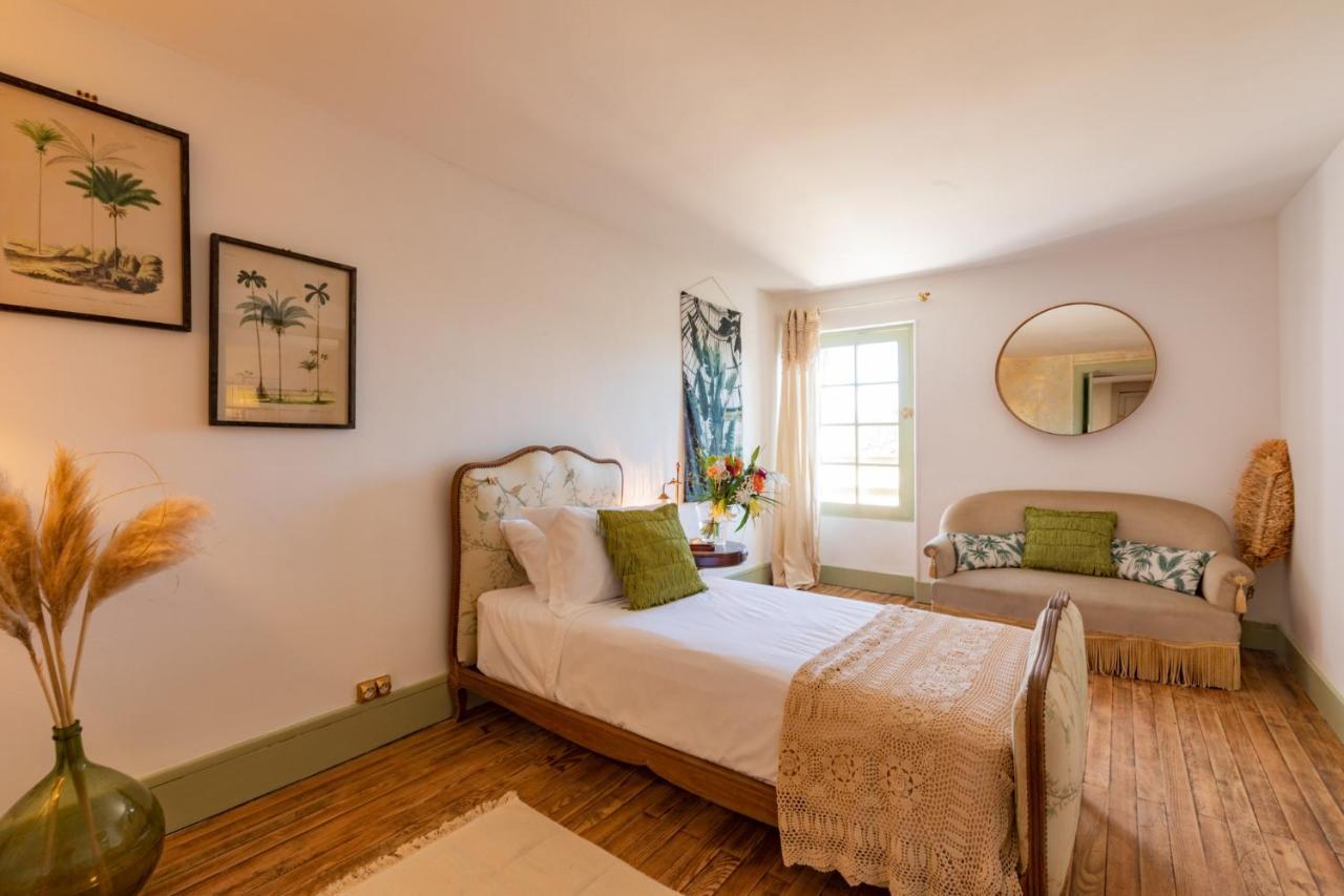 Champagne House - Elegance, Luxury And Charm Bed & Breakfast Condom Ngoại thất bức ảnh