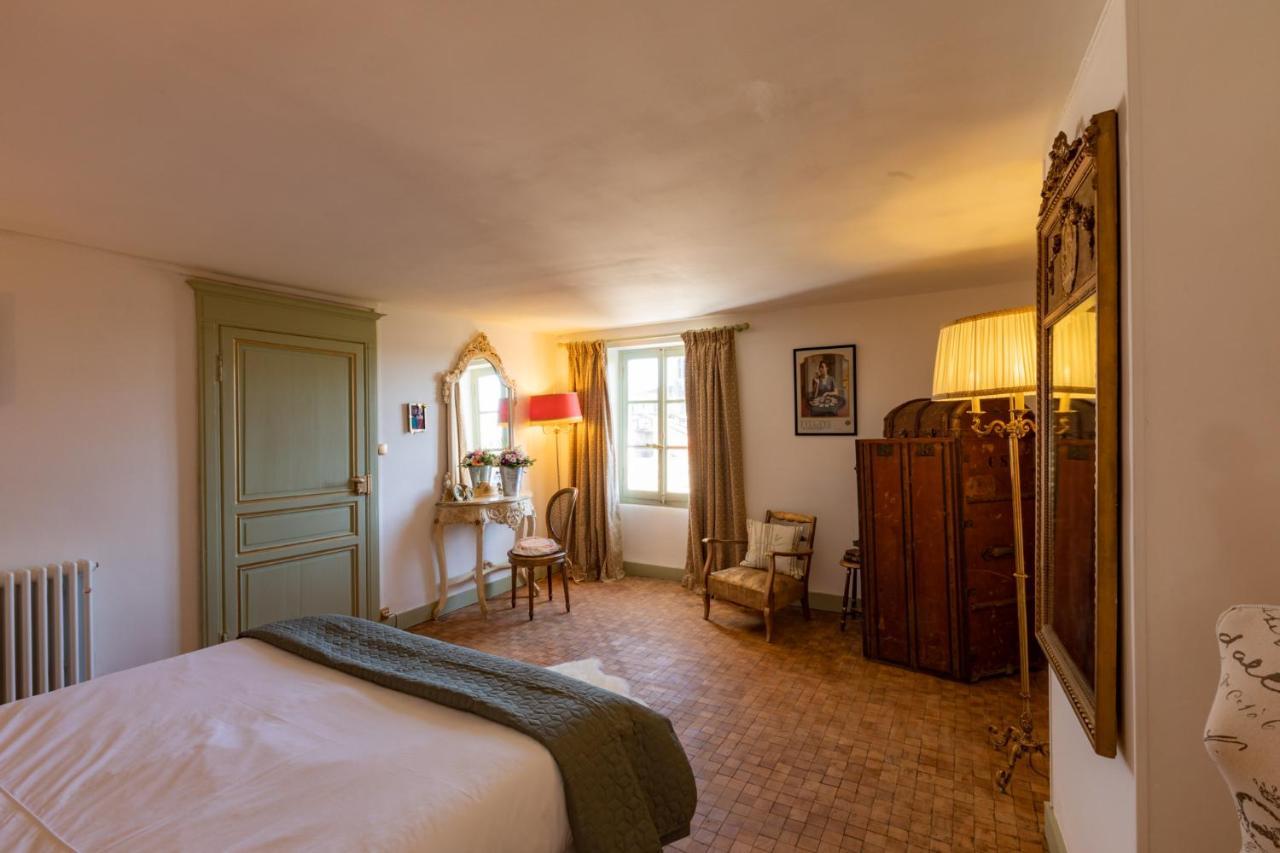 Champagne House - Elegance, Luxury And Charm Bed & Breakfast Condom Ngoại thất bức ảnh
