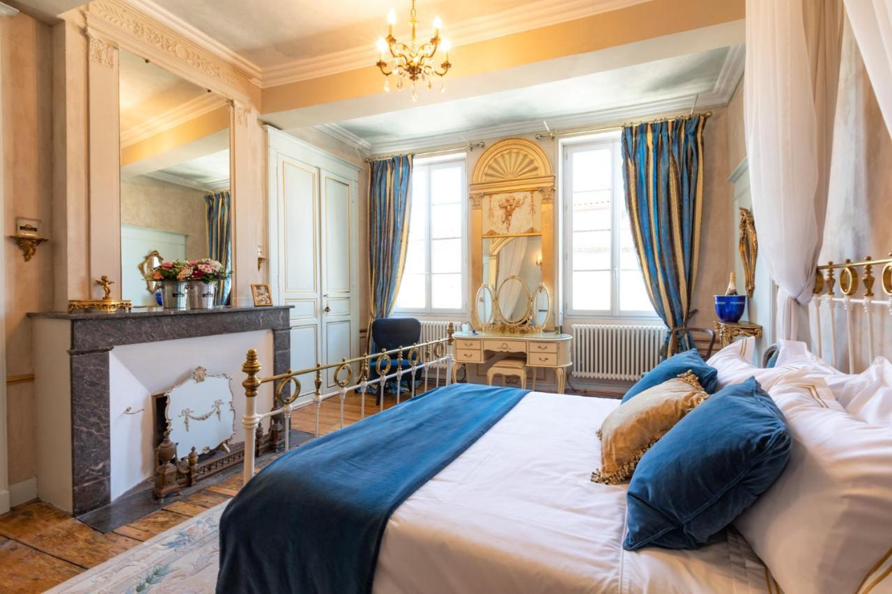 Champagne House - Elegance, Luxury And Charm Bed & Breakfast Condom Ngoại thất bức ảnh