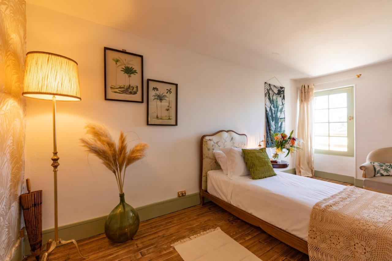 Champagne House - Elegance, Luxury And Charm Bed & Breakfast Condom Ngoại thất bức ảnh